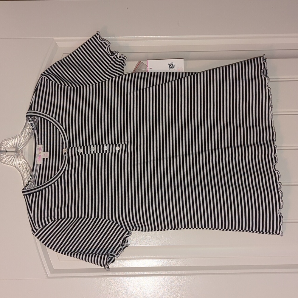 Riley & Rae Ribbed Knit Short-Sleeved Tee